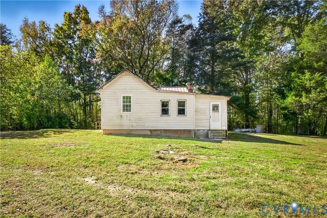 5636 Cartersville Rd, Powhatan, VA 23139