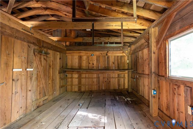 5636 Cartersville Rd, Powhatan, VA 23139