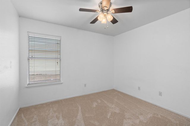 188 Spring Branch LOOP, Kyle, TX 78640
