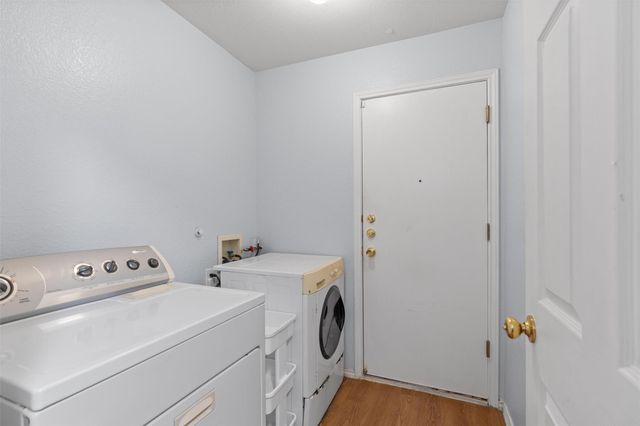 188 Spring Branch LOOP, Kyle, TX 78640
