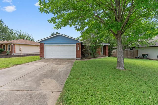 188 Spring Branch LOOP, Kyle, TX 78640