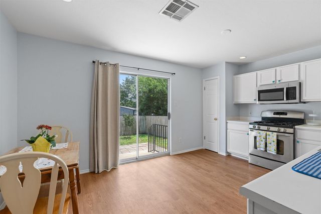 188 Spring Branch LOOP, Kyle, TX 78640