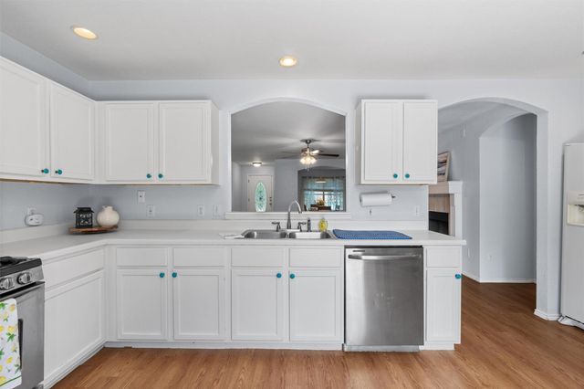 188 Spring Branch LOOP, Kyle, TX 78640