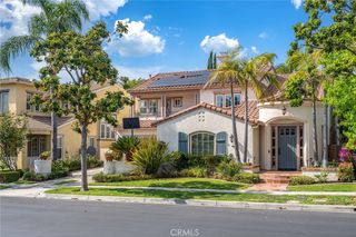 7 Bayleaf Ln, Irvine, CA 92620