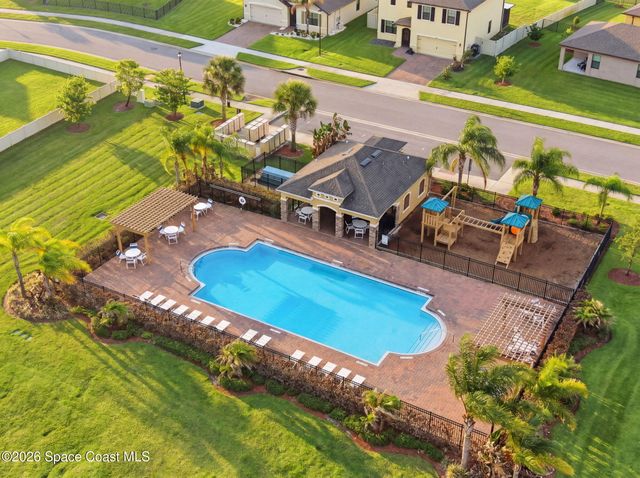 826 Remington Green Drive SE, Palm Bay, FL 32909