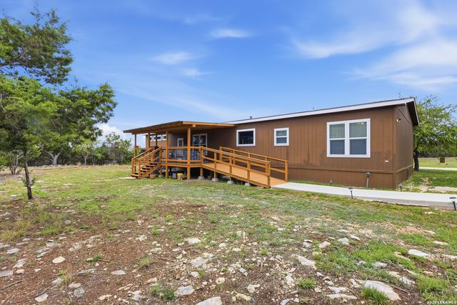 7870 Ranch Road 165, Blanco, TX 78606