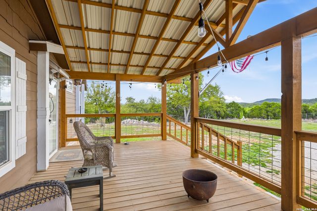 7870 Ranch Road 165, Blanco, TX 78606