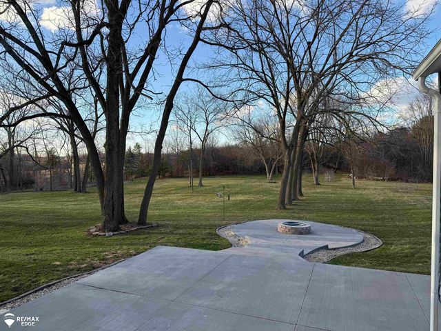 2037 E Grand Blanc Road, Grand Blanc Twp, MI 48439