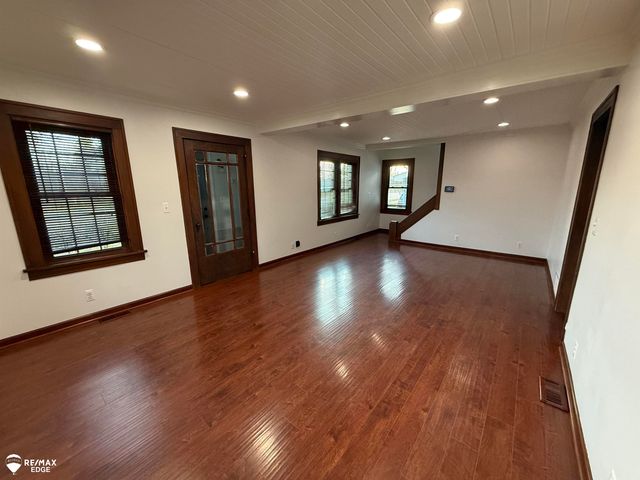 2037 E Grand Blanc Road, Grand Blanc Twp, MI 48439