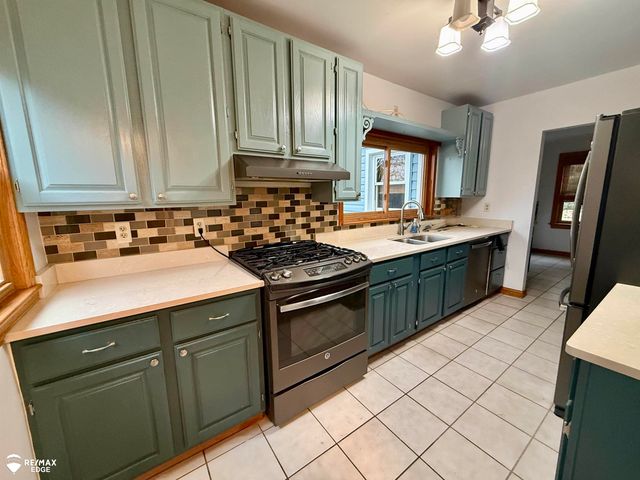 2037 E Grand Blanc Road, Grand Blanc Twp, MI 48439