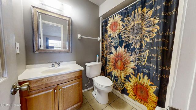 417 Banana Cay Dr Apt J, South Daytona, FL 32119