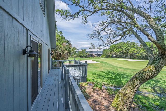 210 Sea Cloud Circle, Edisto Beach, SC 29438