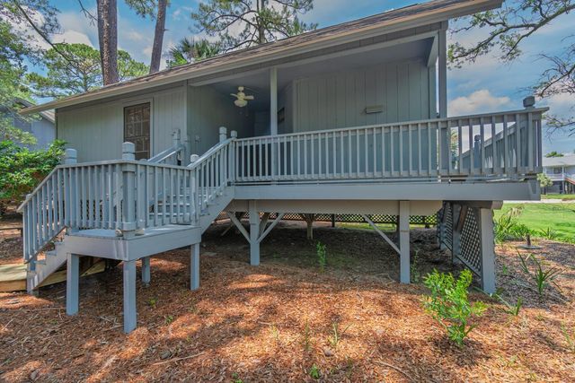 210 Sea Cloud Circle, Edisto Beach, SC 29438