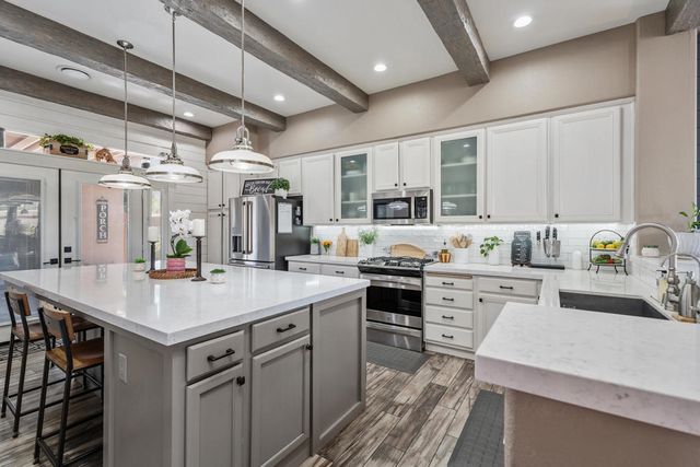 77540 Barons Circle, Palm Desert, CA 92211