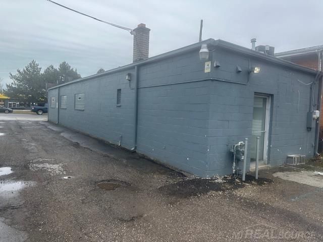22125 Gratiot Avenue, Eastpointe, MI 48021