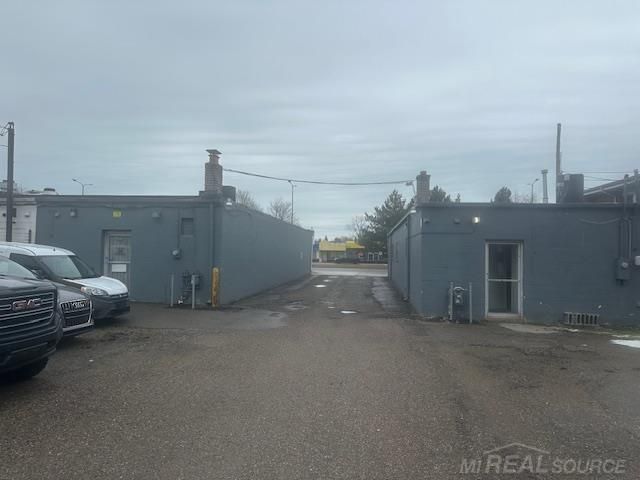 22125 Gratiot Avenue, Eastpointe, MI 48021
