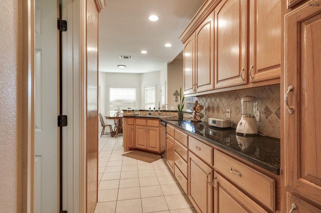 1715 ROCKRIDGE DRIVE, Wichita Falls, TX 76302