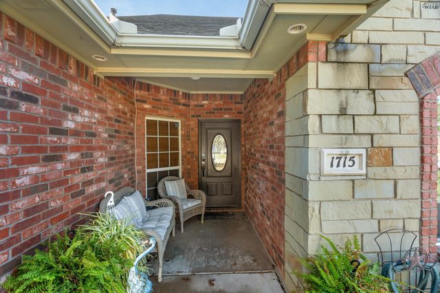 1715 ROCKRIDGE DRIVE, Wichita Falls, TX 76302