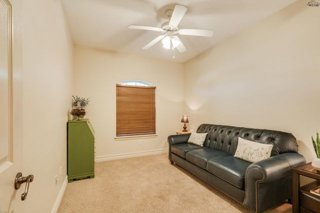 1715 ROCKRIDGE DRIVE, Wichita Falls, TX 76302