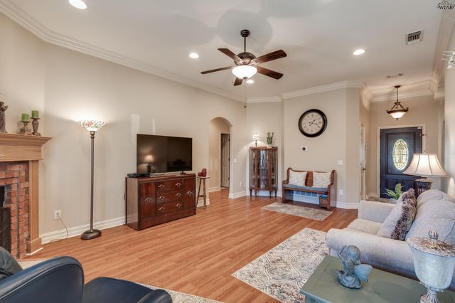 1715 ROCKRIDGE DRIVE, Wichita Falls, TX 76302