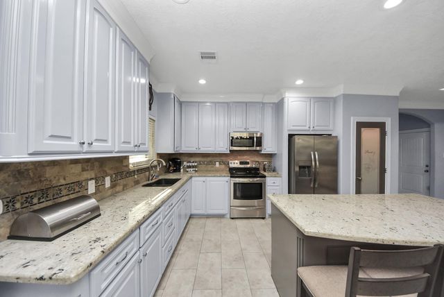 1936 County Road 6763, Dayton, TX 77535