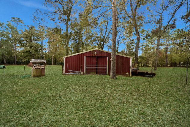 1936 County Road 6763, Dayton, TX 77535