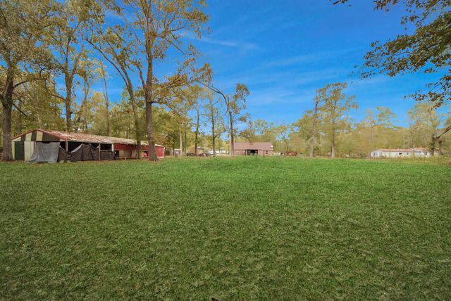 1936 County Road 6763, Dayton, TX 77535