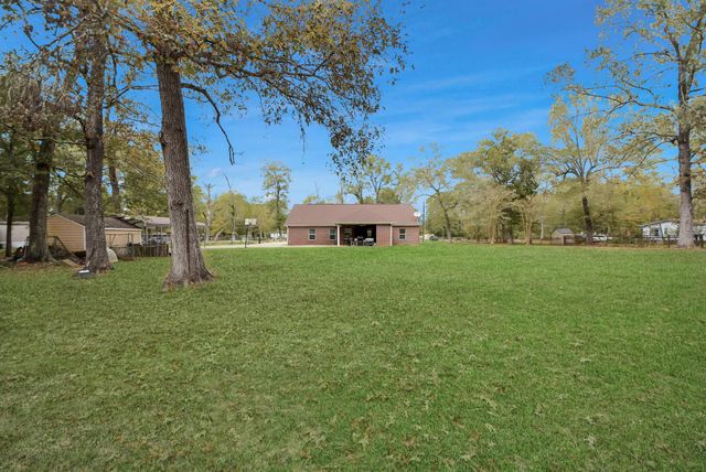 1936 County Road 6763, Dayton, TX 77535