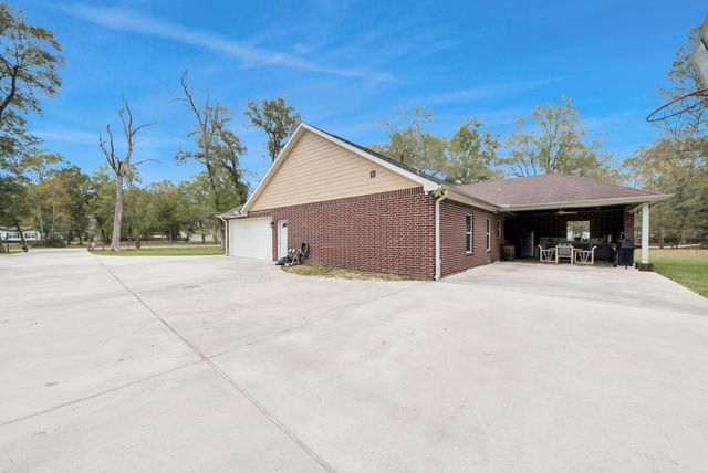 1936 County Road 6763, Dayton, TX 77535