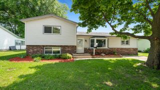 722 W 12th Street, Belvidere, IL 61008