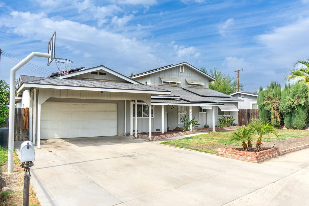 3148 E Duran Avenue, Visalia, CA 93292