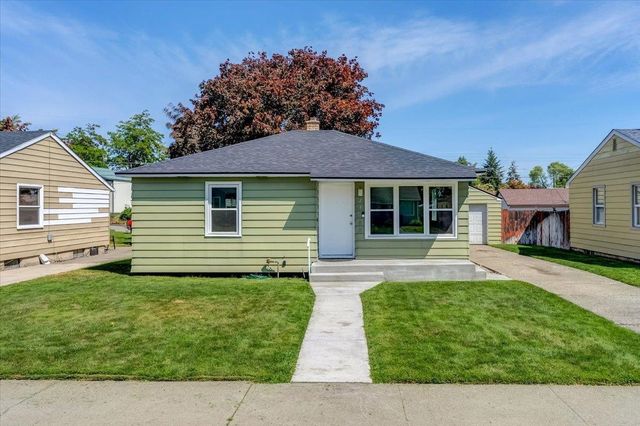 2117 E Rowan Ave, Spokane, WA 99207