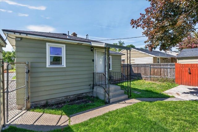 2117 E Rowan Ave, Spokane, WA 99207