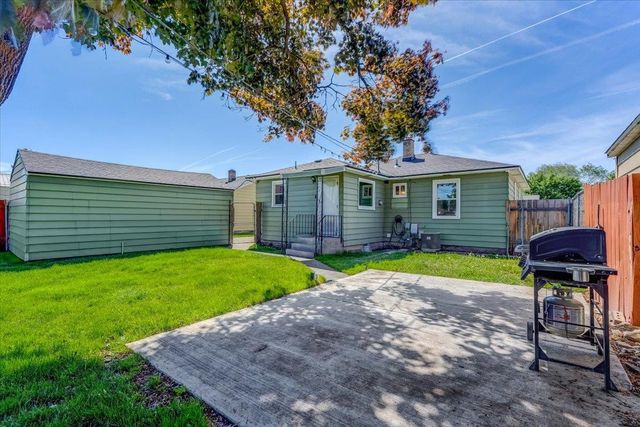 2117 E Rowan Ave, Spokane, WA 99207