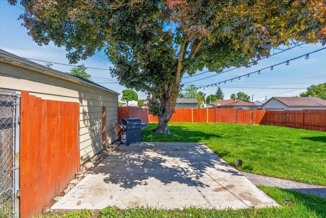 2117 E Rowan Ave, Spokane, WA 99207