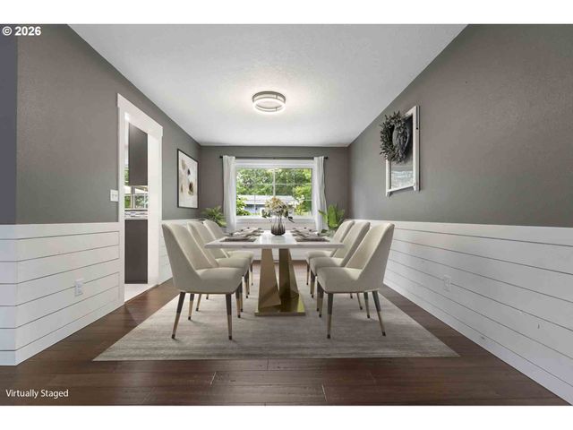 1719 Se LEWELLYN Ave, Troutdale, OR 97060