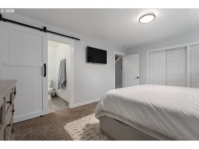 1719 Se LEWELLYN Ave, Troutdale, OR 97060