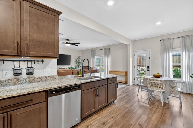 821 Serena Drive, Ferris, TX 75125