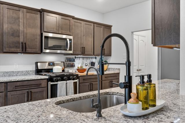 821 Serena Drive, Ferris, TX 75125