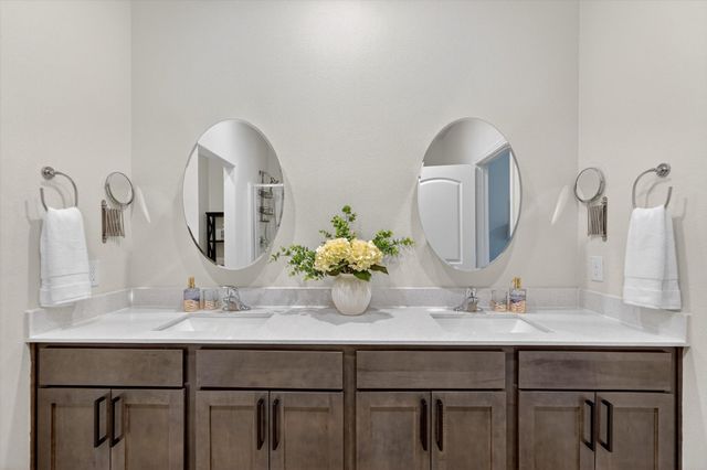 821 Serena Drive, Ferris, TX 75125