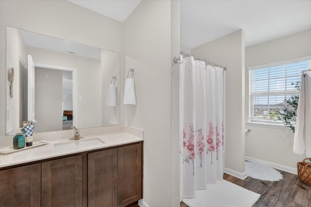 821 Serena Drive, Ferris, TX 75125