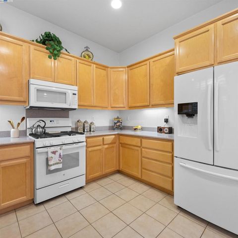 443 Collis St, Brentwood, CA 94513