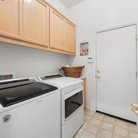 443 Collis St, Brentwood, CA 94513