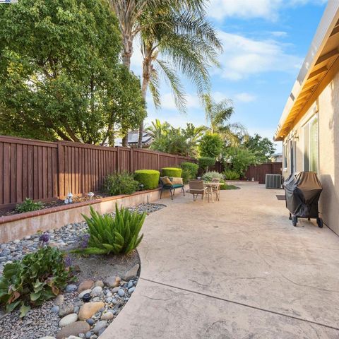 443 Collis St, Brentwood, CA 94513