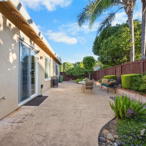 443 Collis St, Brentwood, CA 94513