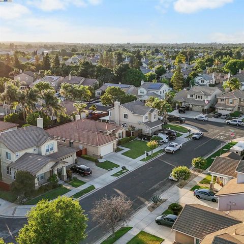443 Collis St, Brentwood, CA 94513