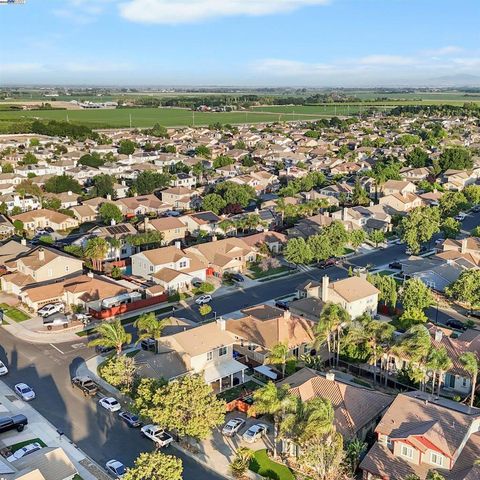 443 Collis St, Brentwood, CA 94513