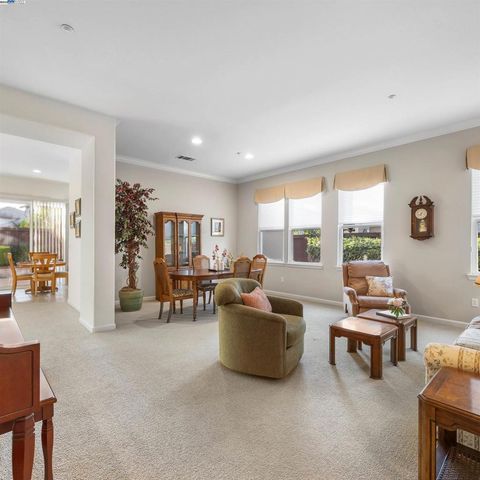 443 Collis St, Brentwood, CA 94513