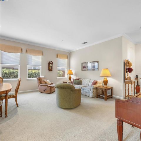 443 Collis St, Brentwood, CA 94513