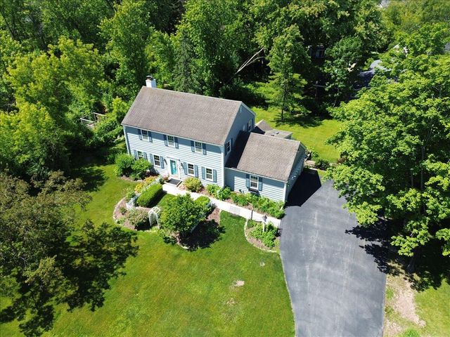 11645 N Hillside LANE, Mequon, WI 53092